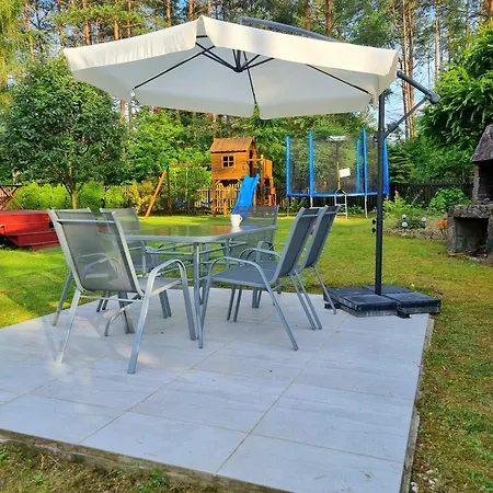 Baby Jagi - Z Balia I Kominkiem W Lesie Posrod Jezior *