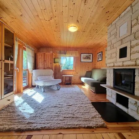 Baby Jagi - Z Balia I Kominkiem W Lesie Posrod Jezior Niesiolowice