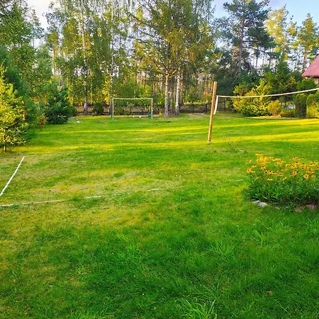 Baby Jagi - Z Balia I Kominkiem W Lesie Posrod Jezior * Niesiolowice