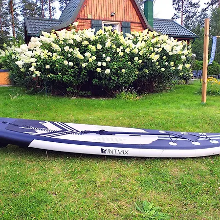 Baby Jagi - Z Balia I Kominkiem W Lesie Posrod Jezior * Niesiolowice