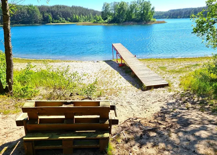 Prázdninový dům Baby Jagi - Z Balia I Kominkiem W Lesie Posrod Jezior Niesiolowice