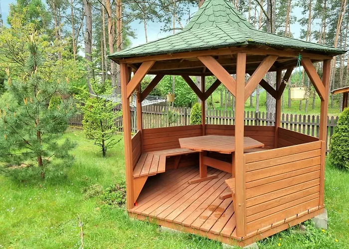 Baby Jagi - Z Balia I Kominkiem W Lesie Posrod Jezior *