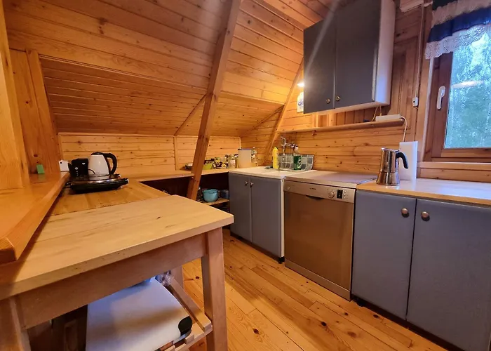 Prázdninový dům Baby Jagi - Z Balia I Kominkiem W Lesie Posrod Jezior