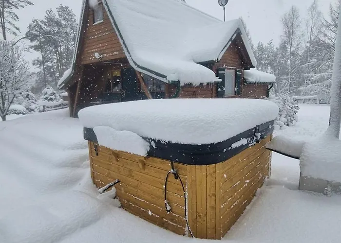 Baby Jagi - Z Balia I Kominkiem W Lesie Posrod Jezior Prázdninový dům Niesiolowice