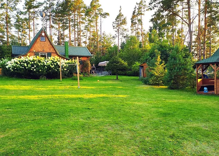 Baby Jagi - Z Balia I Kominkiem W Lesie Posrod Jezior Prázdninový dům Niesiolowice