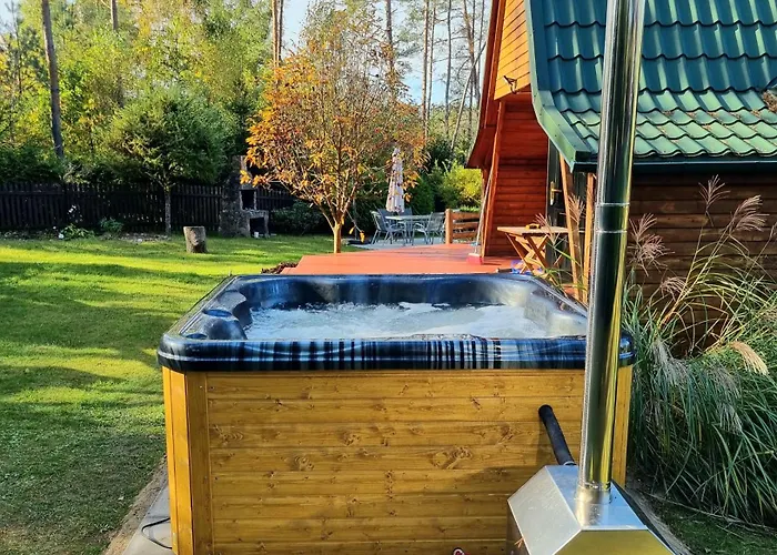 Prázdninový dům Baby Jagi - Z Balia I Kominkiem W Lesie Posrod Jezior *